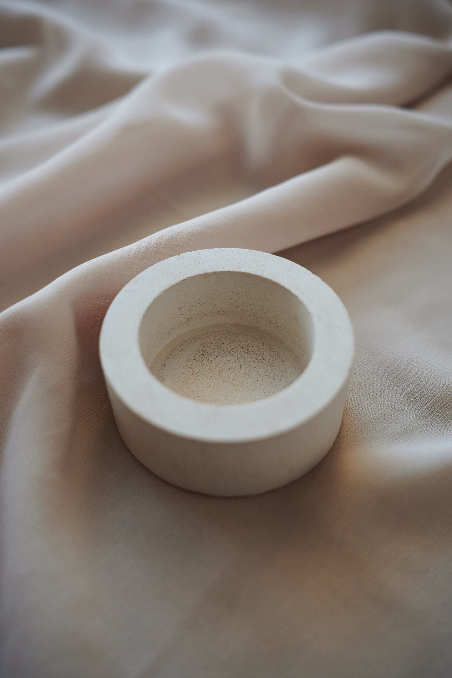 Yves candle holder