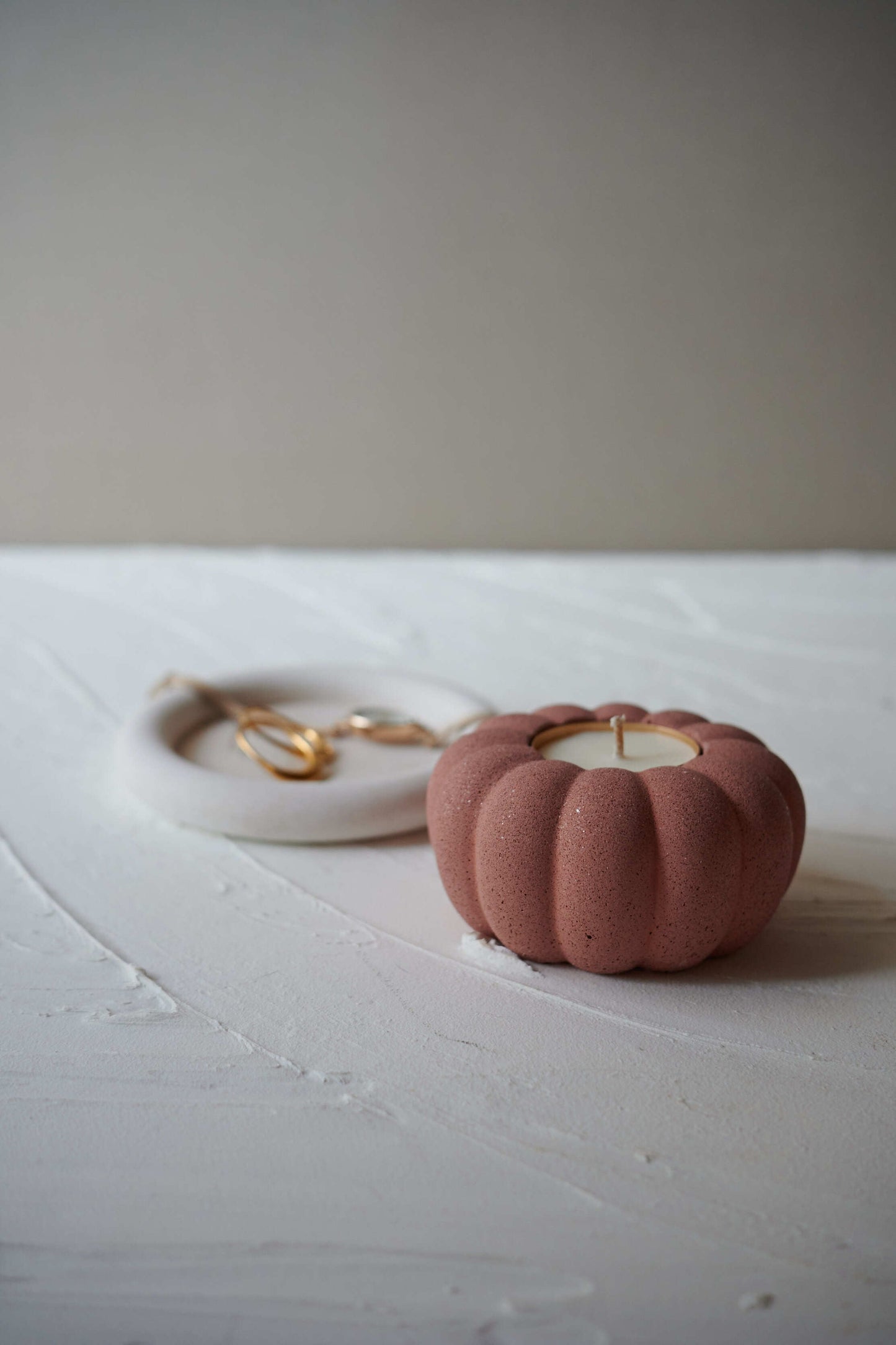Terracotta pumpkin holder