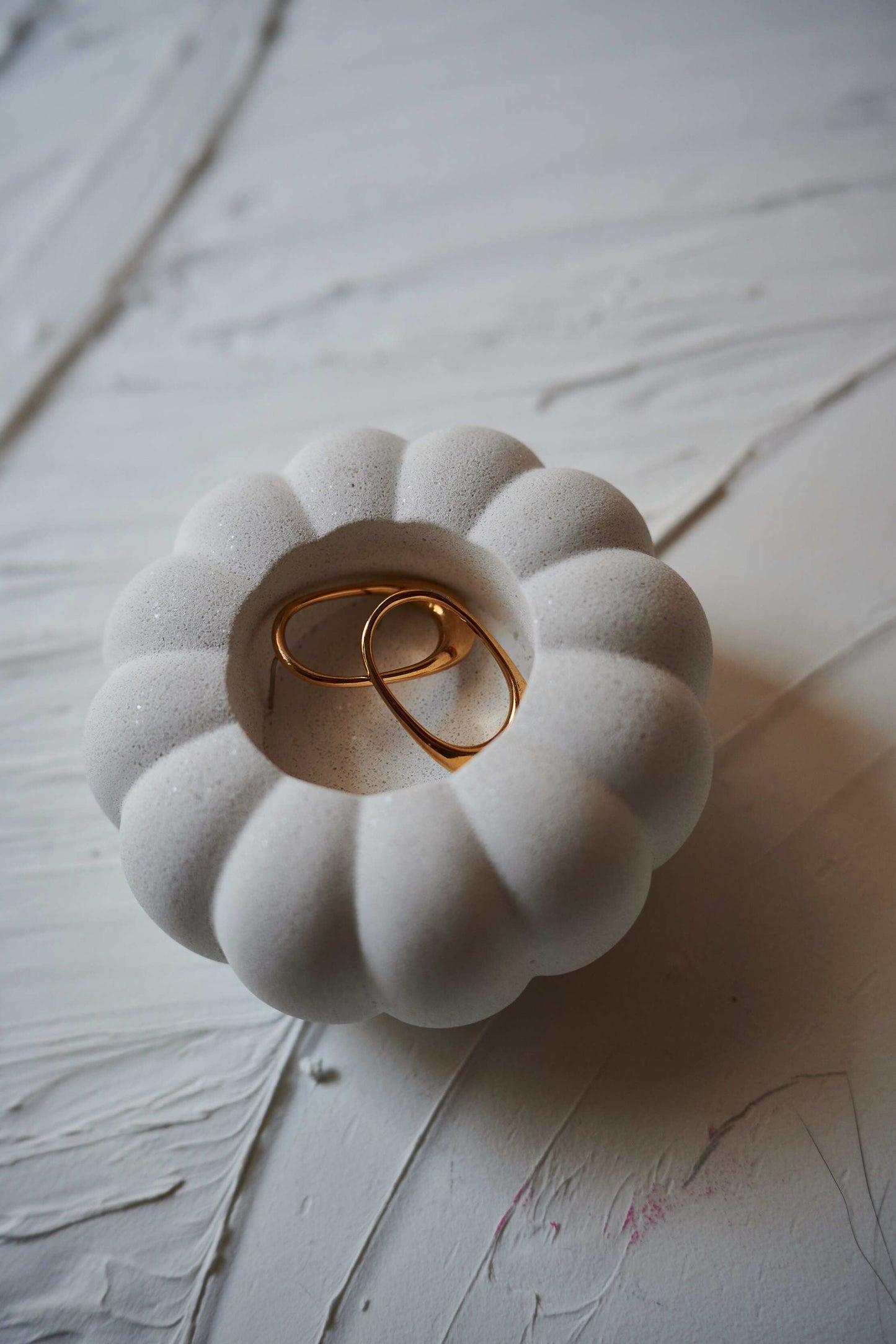 White pumpkin candle holder