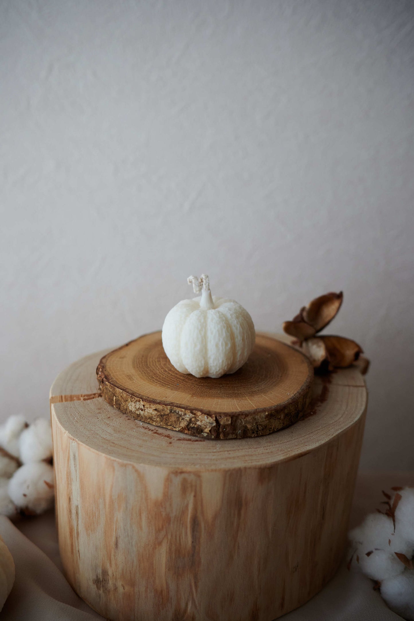 White pumpkin M