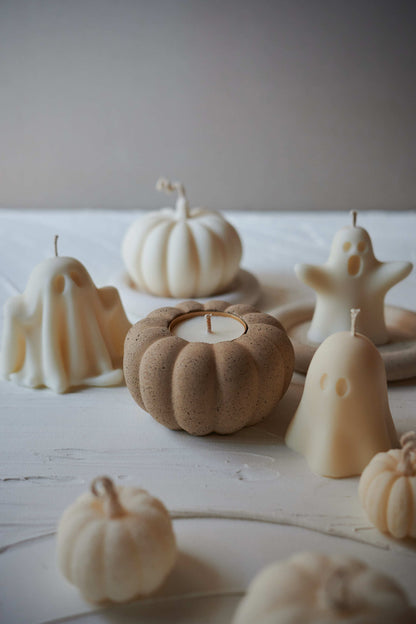 Pumpkin candle holder