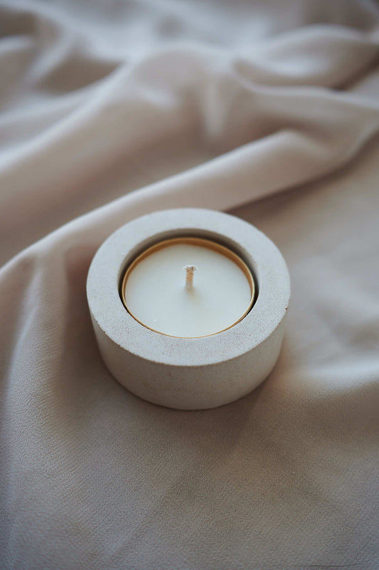 Yves candle holder