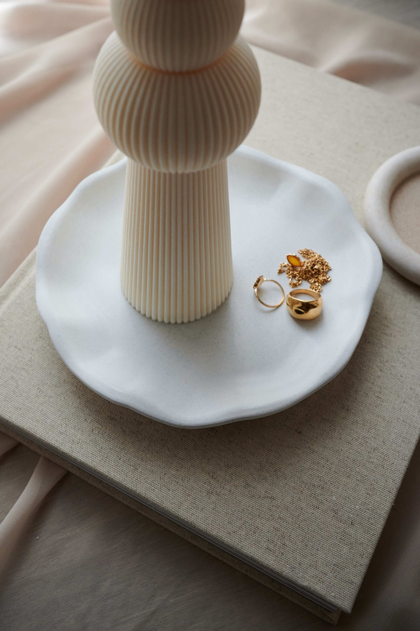 Elodie tray