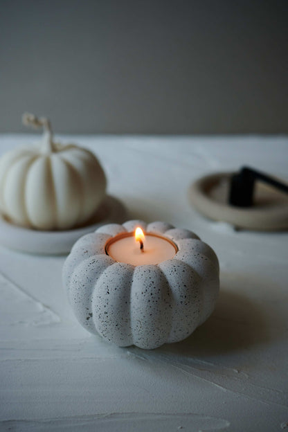 Granite pumpkin holder