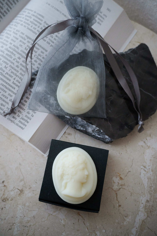 Aroma cameo melts